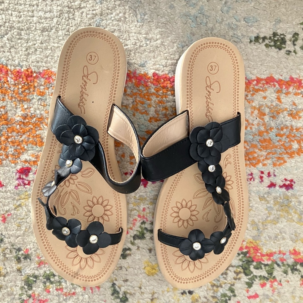 Black Floral Embellished Sandals